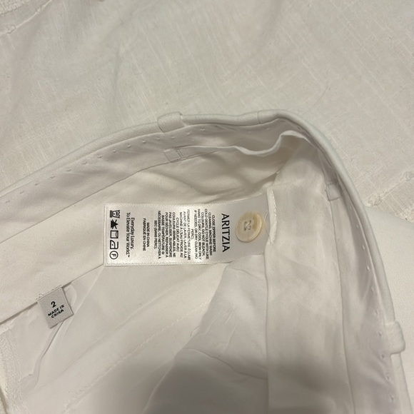 Aritzia Babaton Pleated Short in White - Picture 11 of 11